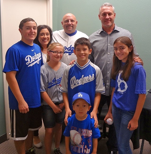 Steve Sax returns to Santa Maria, Sports Leads